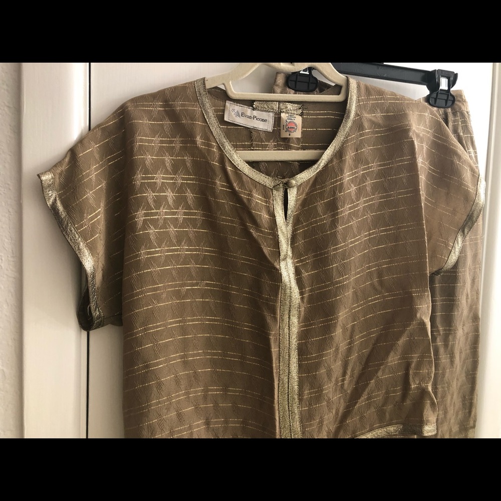 Evan picone gold and khaki/green top and skirt